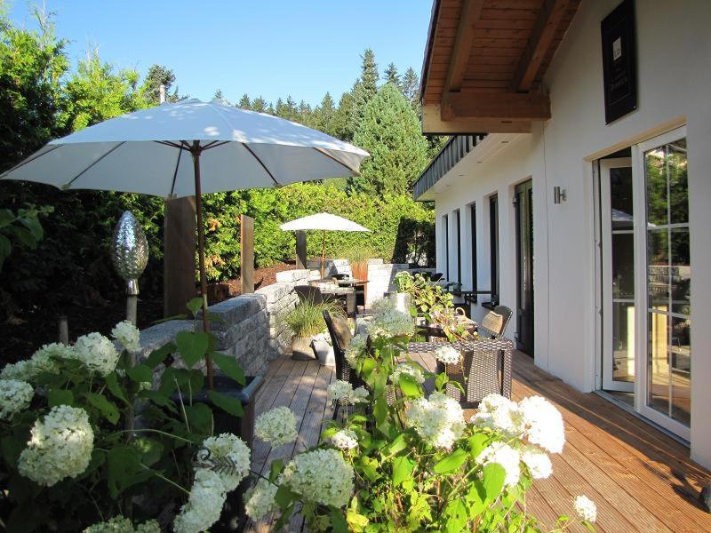 Country-Suites By Verdino Living - Apartments & Privatzimmer (Adults Only) برونلاغ المظهر الخارجي الصورة