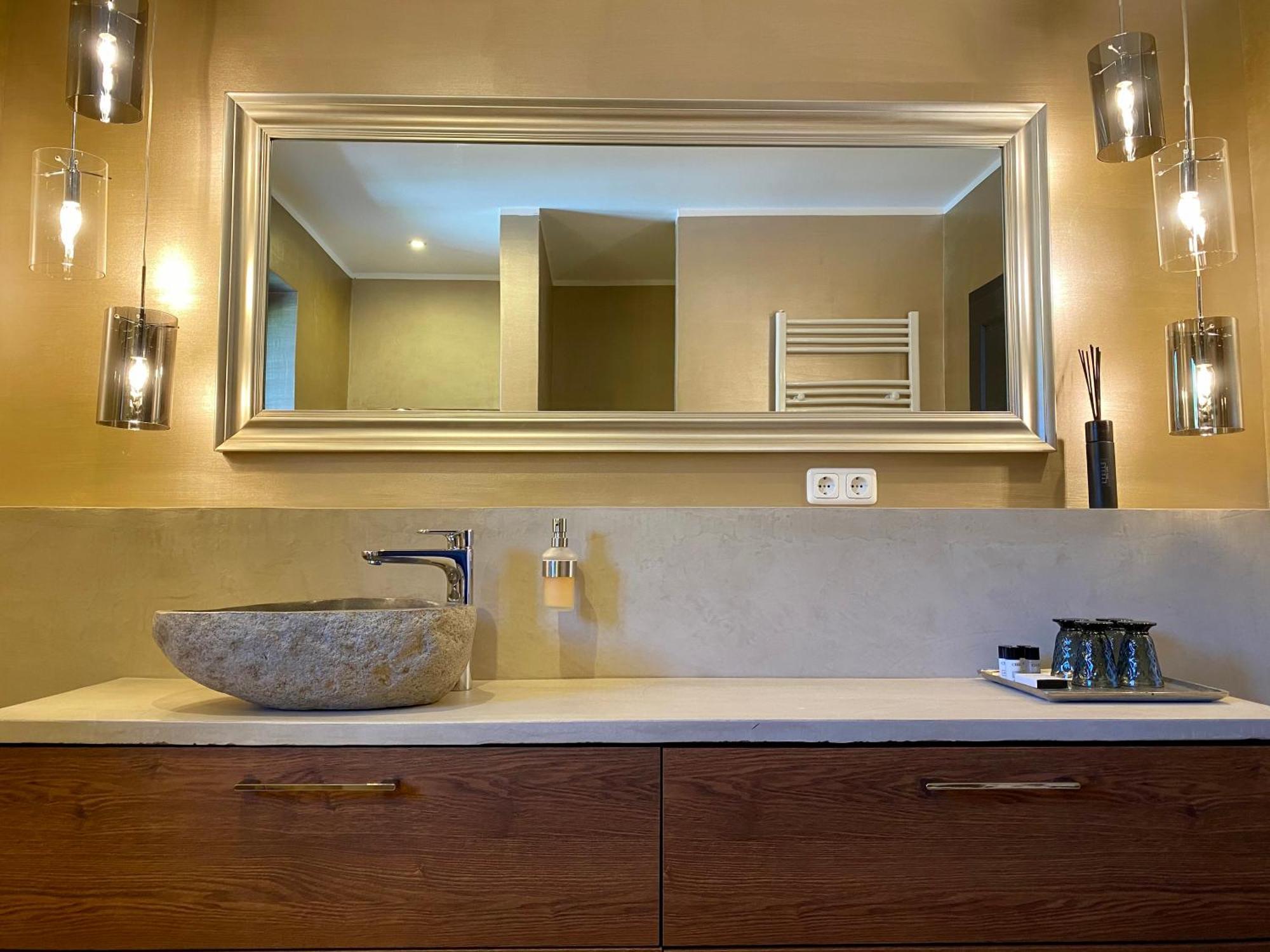 Country-Suites By Verdino Living - Apartments & Privatzimmer (Adults Only) برونلاغ المظهر الخارجي الصورة